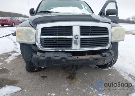 2005 Dodge Dakota Slt z USA, uszkodzony, nr VIN 1D7HW48J95S306122